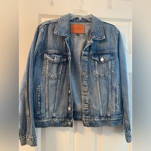 Women’s Lucky jean jacket